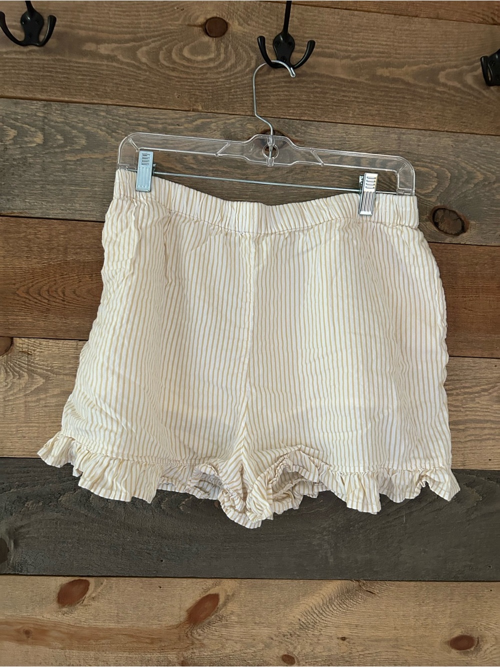 And Now This High-Waist Cream Striped Ruffle Hem Shorts Size L